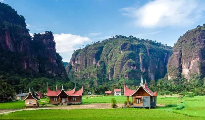 Lembah Harau - Lima Puluh Kota